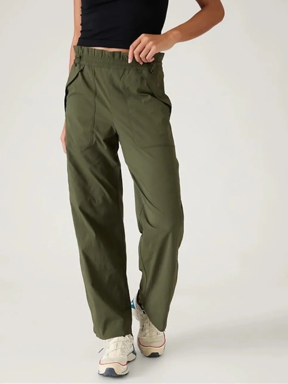 Athleta Trekkie High Rise Parachute Pant Olive Green Size 6